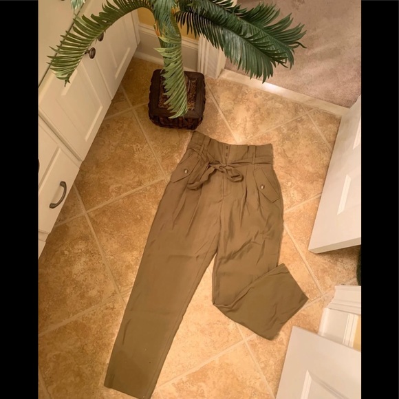 H&M Pants🌴 - Picture 1 of 4